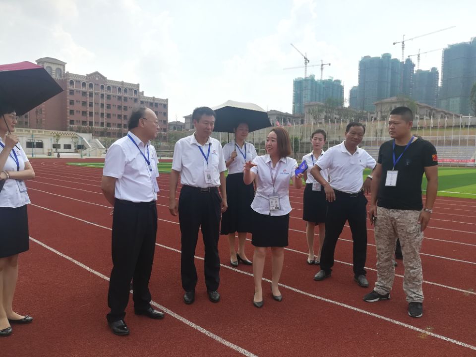 1535347645314863.jpg 检查运动场地1.jpg
