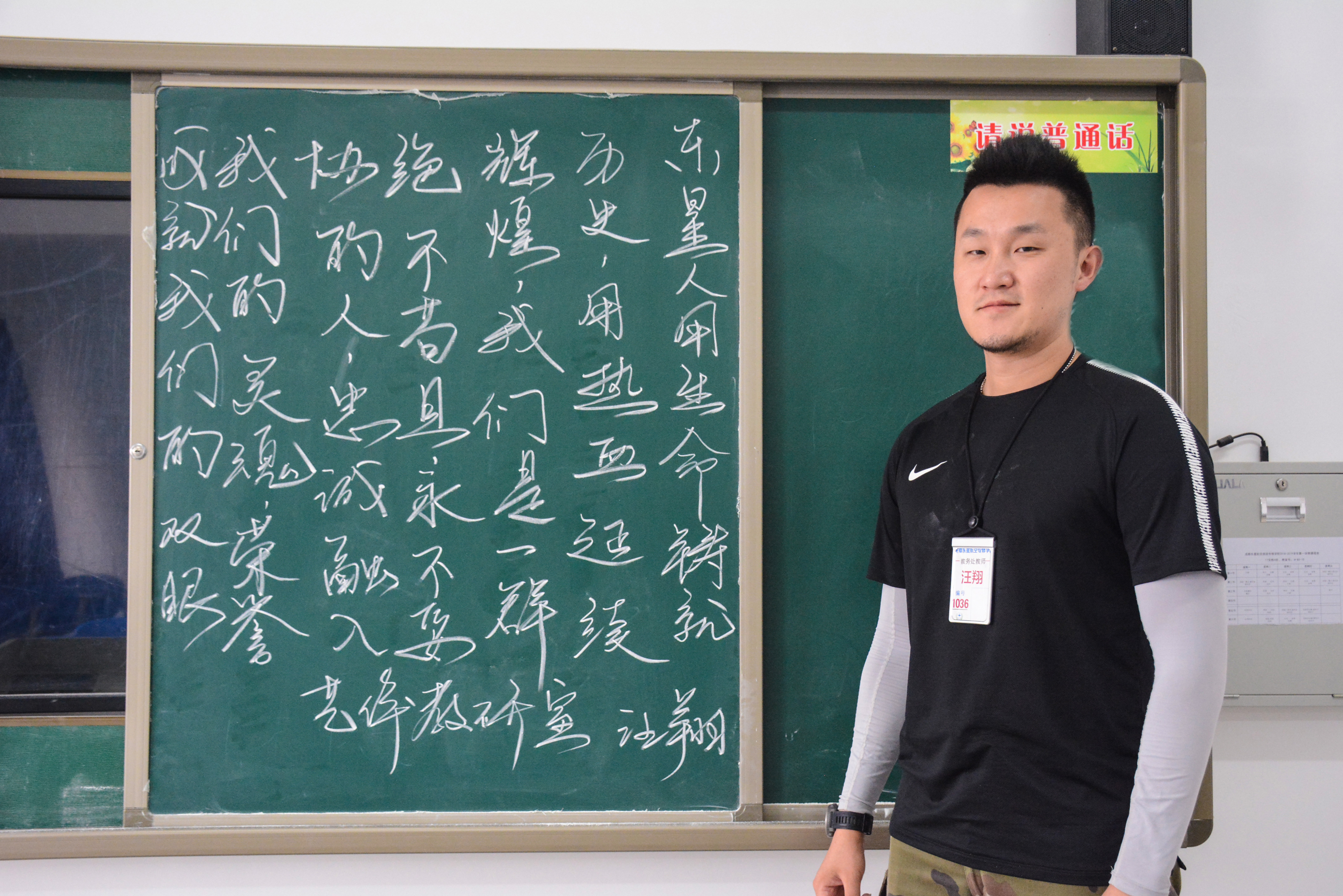 1537322863883614.jpg 1537322863883614.jpg