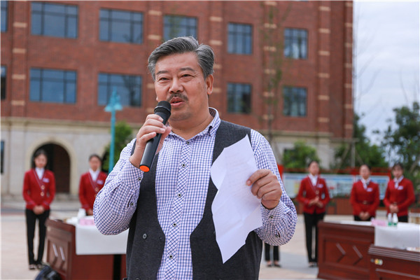 1569398275121900.jpg IMG_5409.jpg