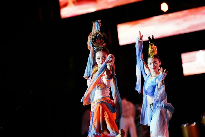 1696075969130523.jpg 18.jpg