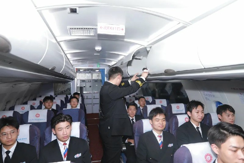 1708919918940029.jpg 41.jpg