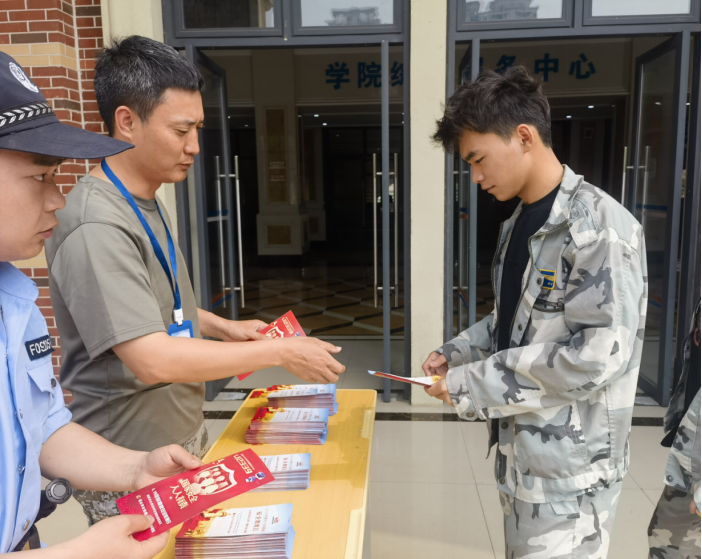 1713232760115652.png 02823a3009e6cd04c6568eb2cc98380.png