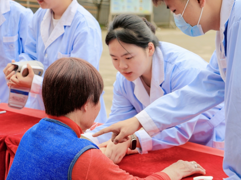 1746756438487980.jpg IMG_3204.JPG