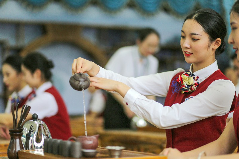 1765435299104459.jpg 当空姐遇上茶艺 (9).jpg