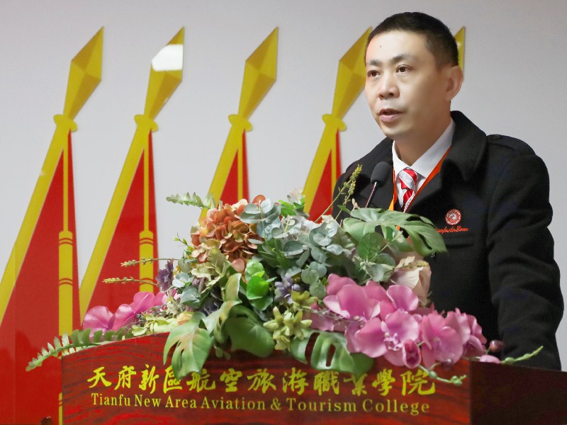 1767156364140567.jpg 1763955071427434~1.jpg